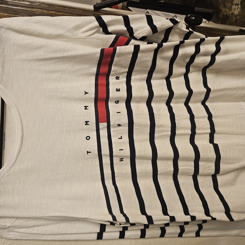 Ladies Tommy Hilfiger White and Blue Long Sleeve Tee Size XXL